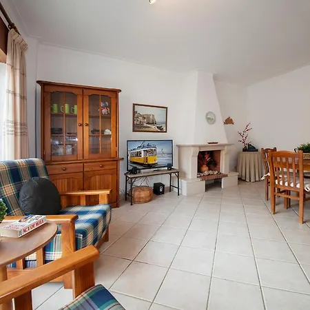 B30 - Apartment T2 In Alvor Алвор